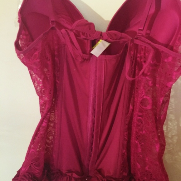 Red Lingerie NWT Set corset back 3X - Picture 2 of 3
